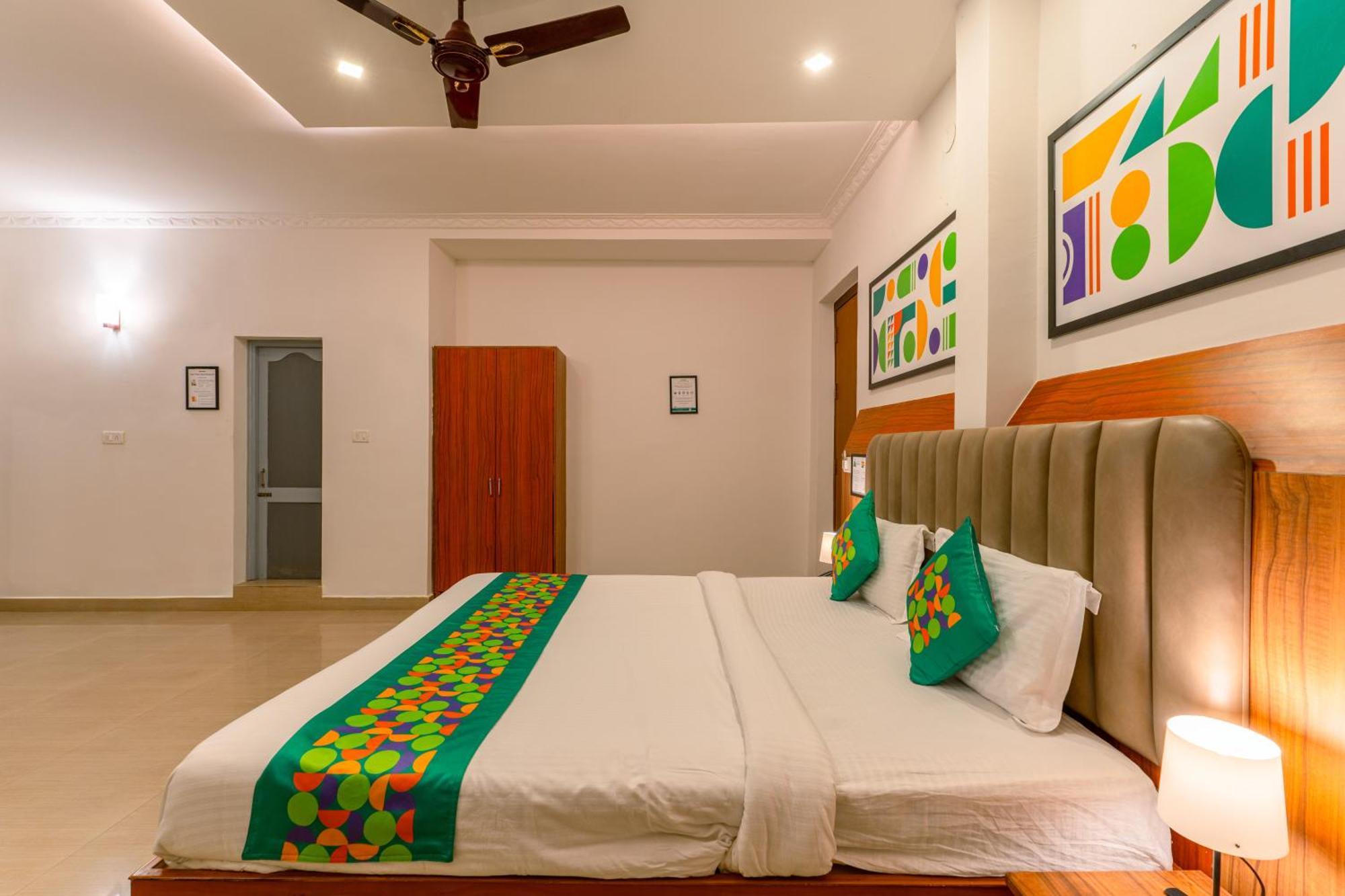 Hotel Treebo Regalia Comforts, 15 Mins From Abbey Waterfall Madikeri Exterior foto